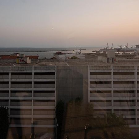 Sea & City Luxury Suite 塞萨洛尼基 外观 照片